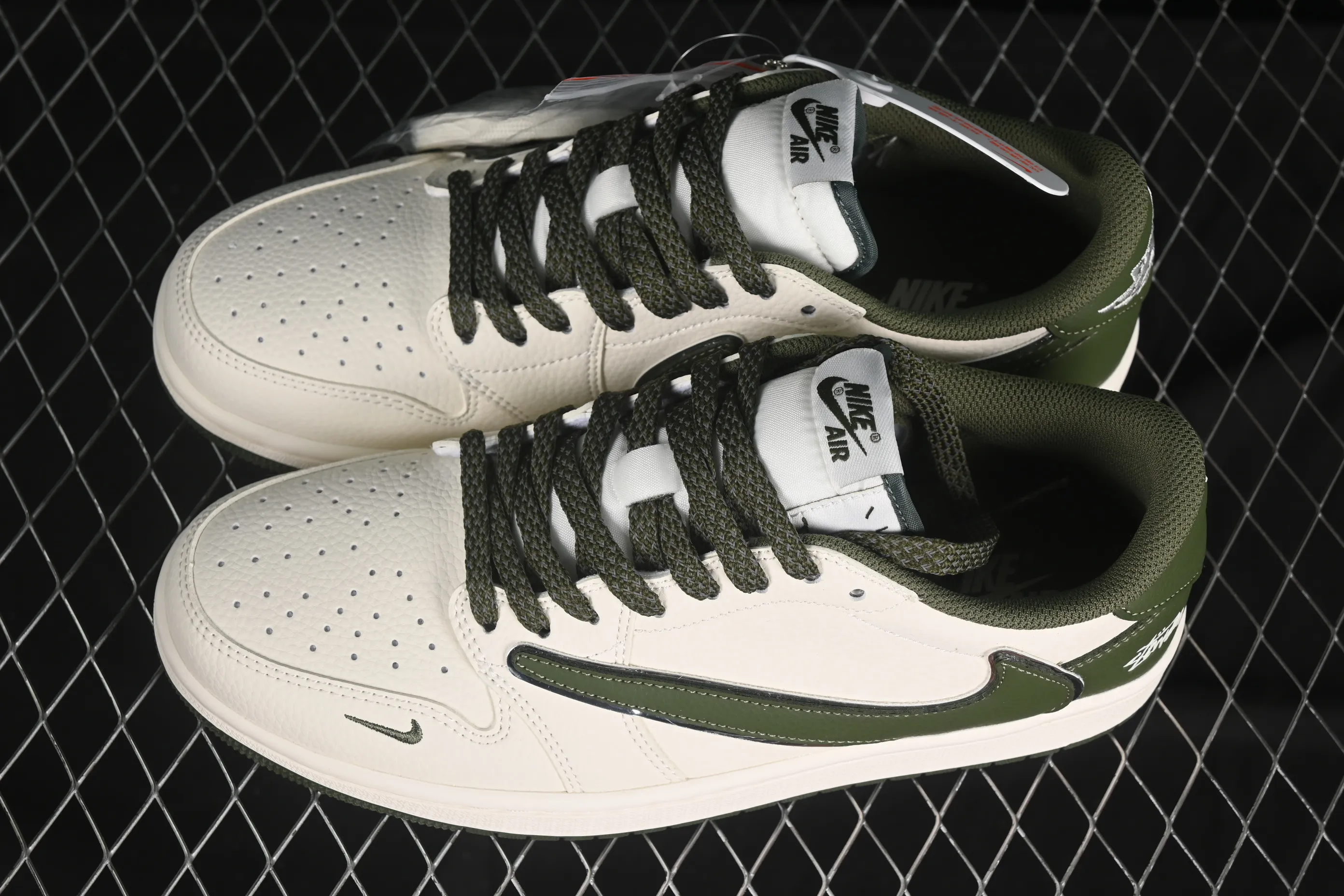 All categories Air Jordan Jordan series basketball shoes Air Jordan 1 Low high-end customized low-top sneakers Travis Scott x Fragment Design x Air Jordan 1 Low OG SP AJ1 Joe 1 Stussy joint low-top cultural casual sneakers ST5696-263
